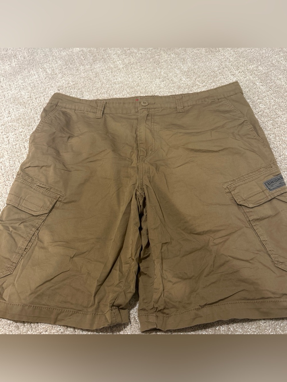 UNIONBAY Men's Cargo Shorts in Khaki Brown